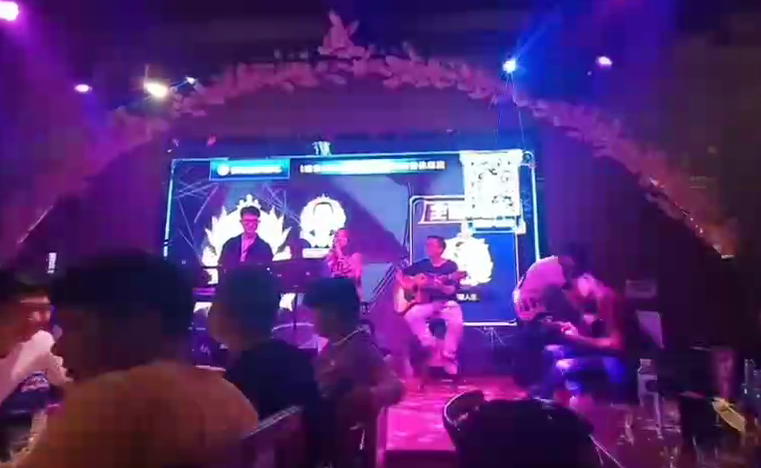 酒吧點(diǎn)歌軟件安裝和介紹 圖1 酒吧點(diǎn)歌軟件安裝和介紹 圖1